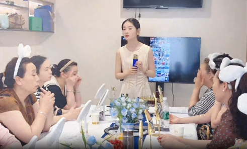 四川自贡慧立康加盟店举办筋膜抗衰沙龙会，引爆现场体验热潮
