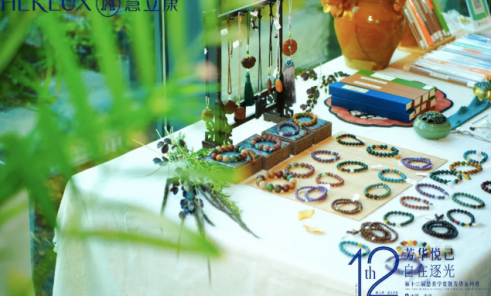 西南秘会！贵阳惊现“芳华女神秀”，现场画面刷屏朋友圈